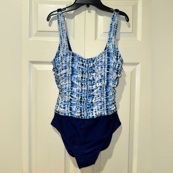 Nine West Shirred Navy Patterned One-Piece Swimsuit. Size S adjustable strap NWT - Picture 3 of 12